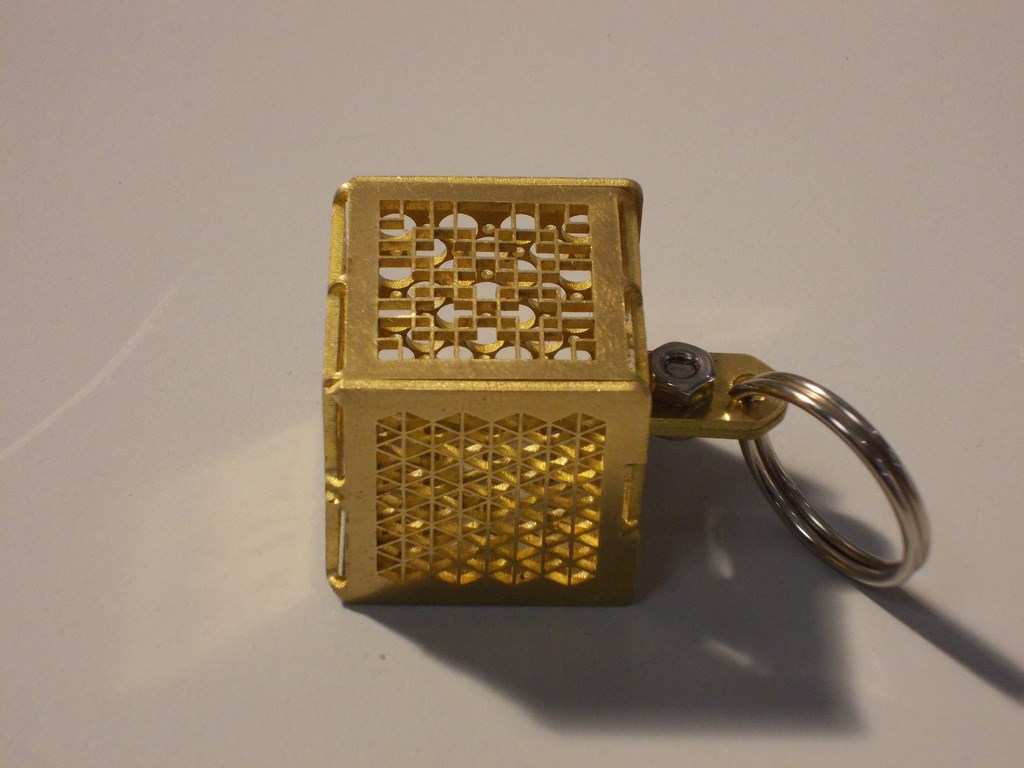 Incisioni laser su metalli