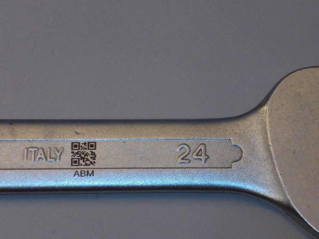 Incisioni laser su metalli